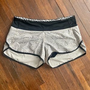 Lululemon Hottie Hot Shorts - Black Dalmatian Print